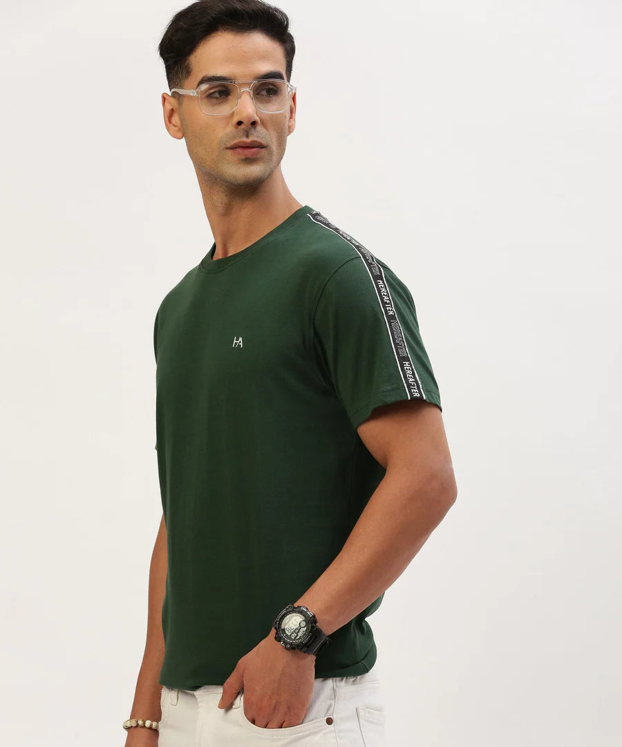 Men’s Pine Green Solid Crew Neck T-Shirt – Deep Tone Everyday Essential