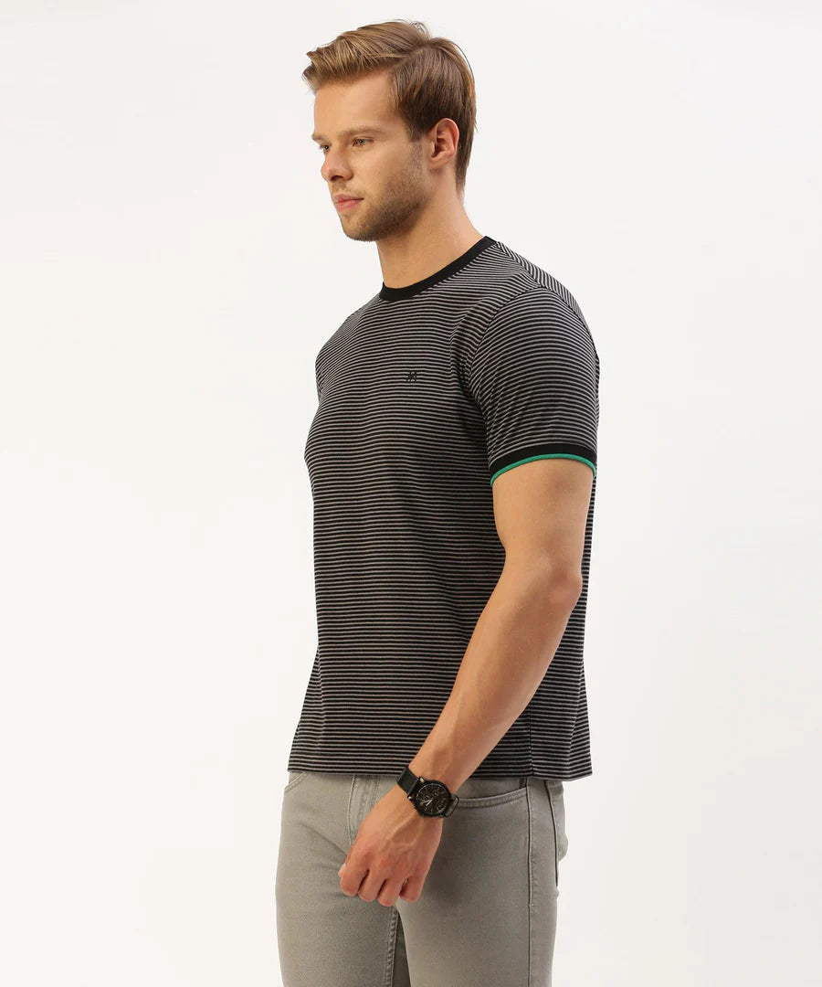 Men’s Black Striped Crew Neck T-Shirt – Sleek Contrast Everyday Essential