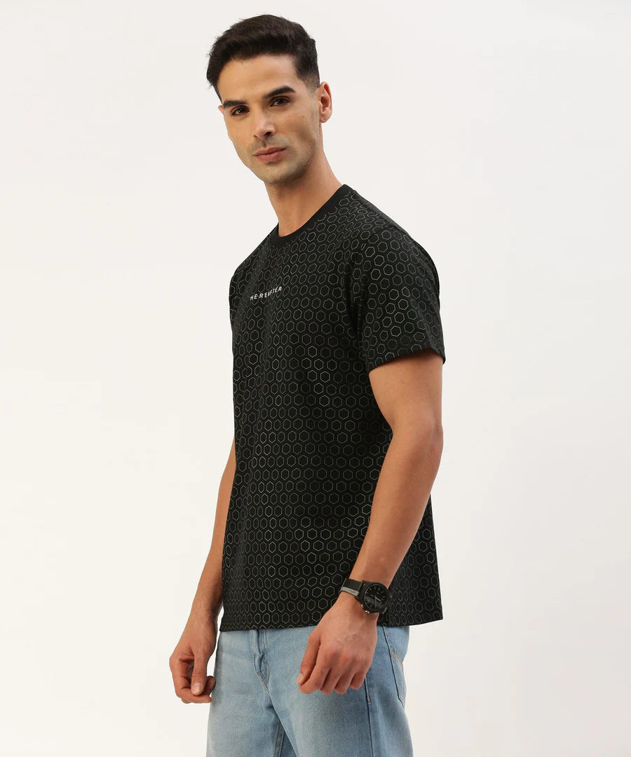 Men’s Jet Black Printed Crew Neck T-Shirt – Bold Detail Premium Casual Essential