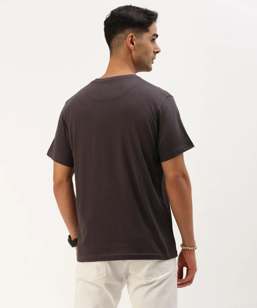 Men’s Dark Grey Graphic Crew Neck T-Shirt – Urban Statement Casual Essential
