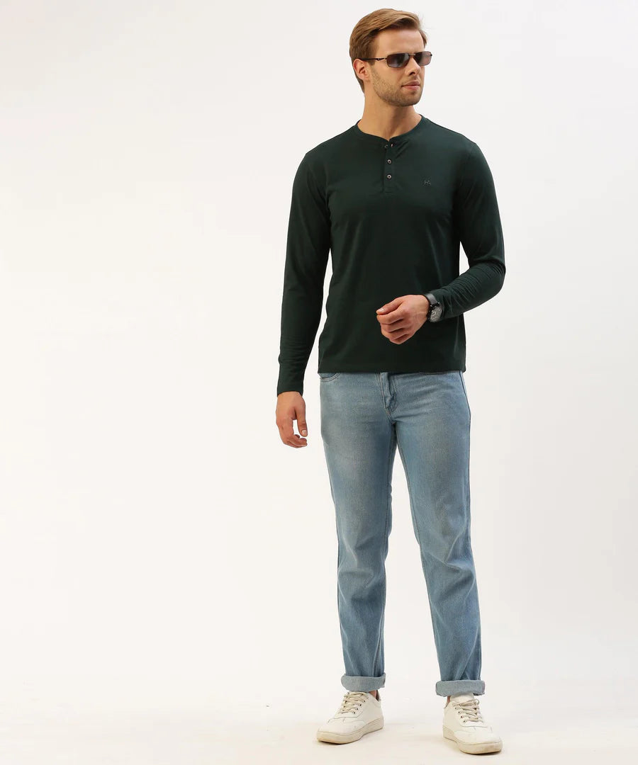 Men’s Olive Solid Henley Neck T-Shirt – Rugged Minimal Everyday Essential